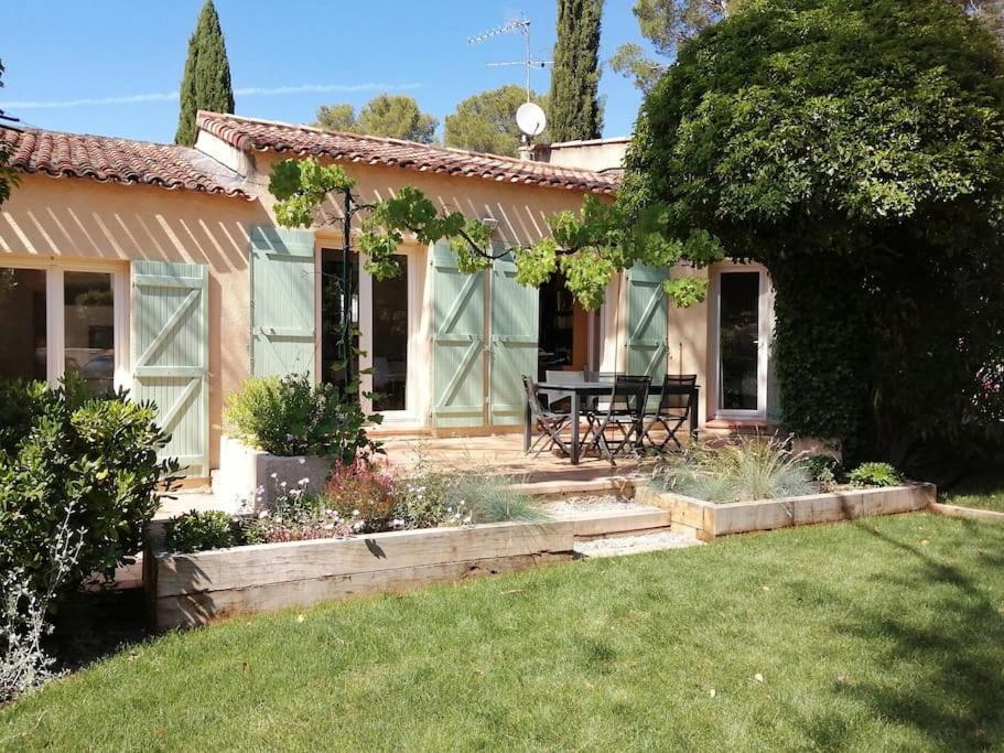 Ventabren Villa Familiale - Proche Aix En Provence מראה חיצוני תמונה